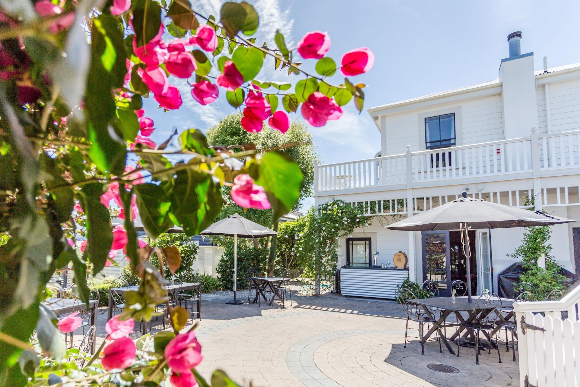 Hotel The